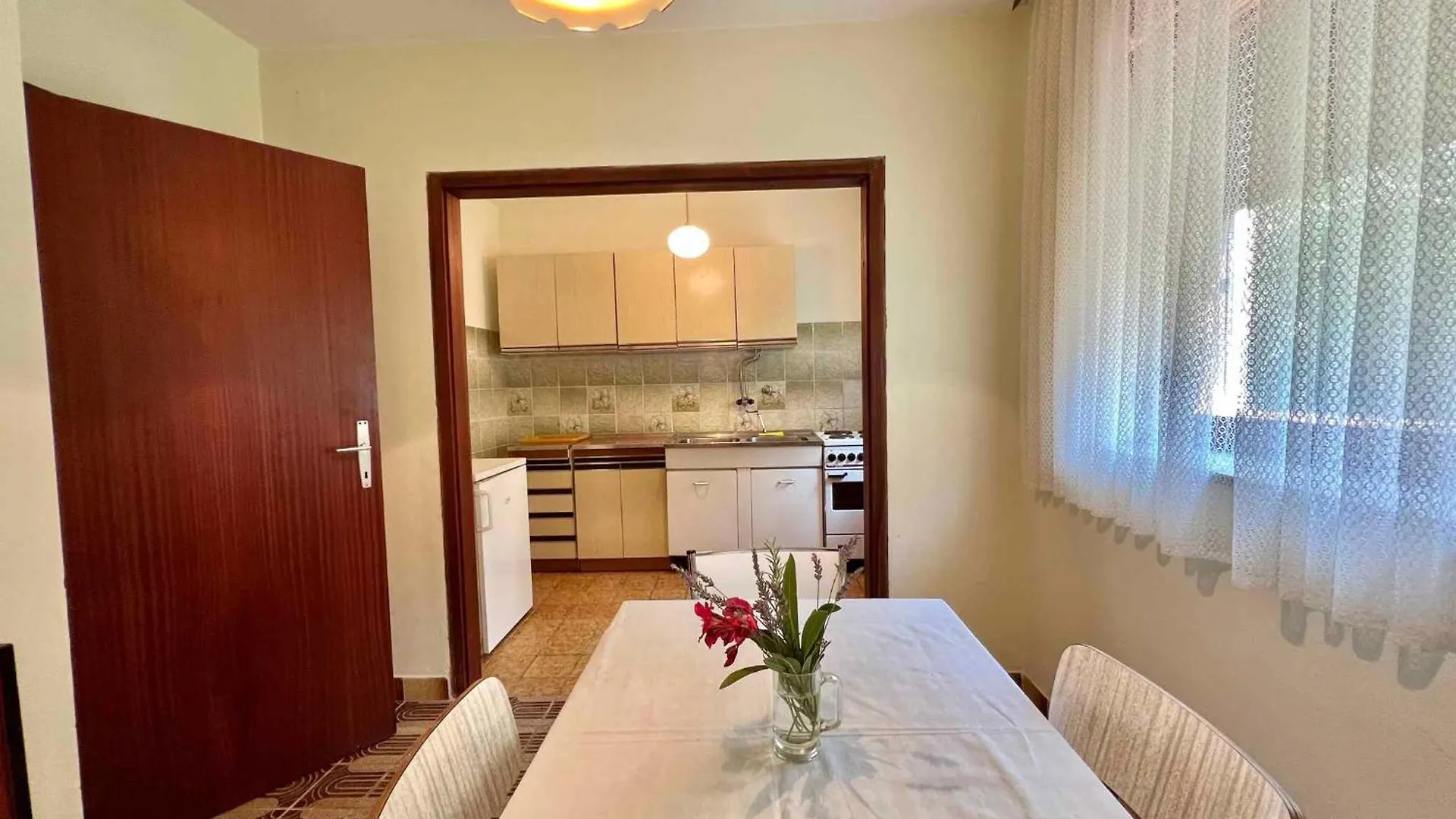 Apartment In Dramalj 45035